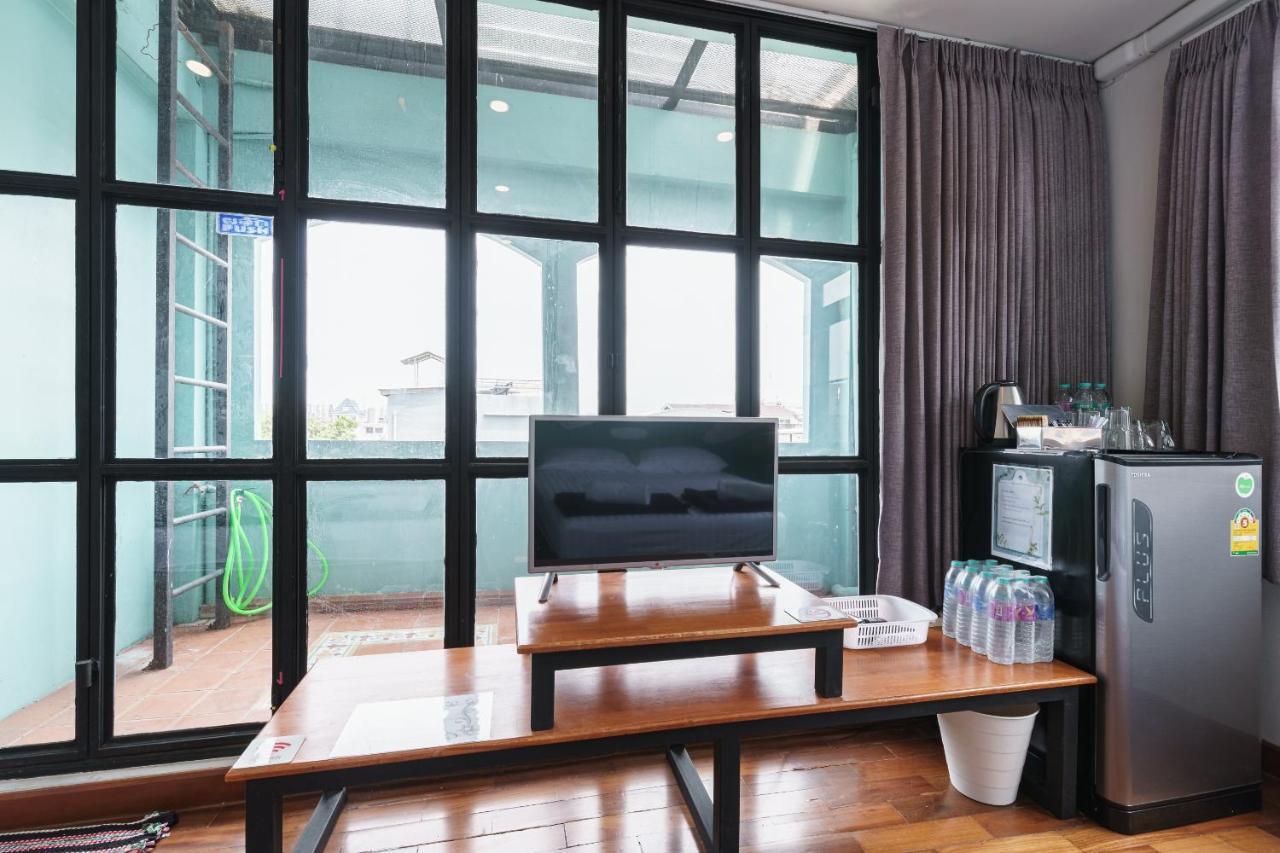 99 Hostel Khaosan Bangkok Buitenkant foto
